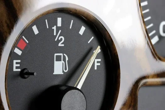 How Do You Know When an Auto Gas Vehicle Tank Is Full