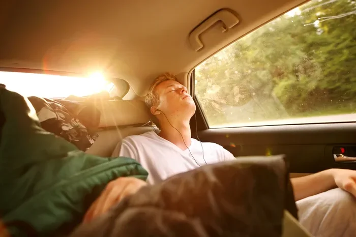 Can I Sleep in My Car With the AC Running All Night