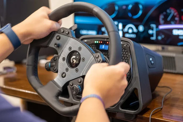The Ultimate Guide to Choosing a Race Car Steering Wheel