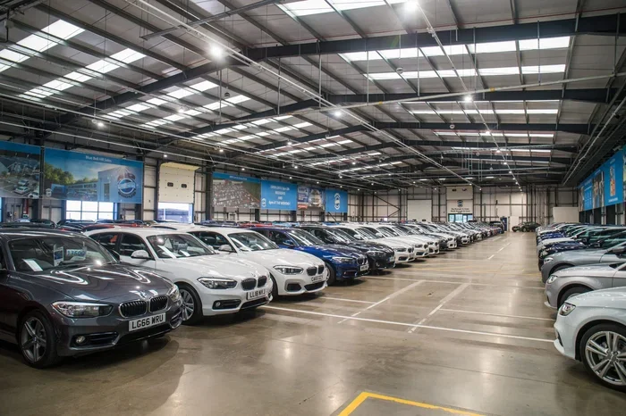 Discover 2nd Hand Cars in Kolhapur at Great Prices Today