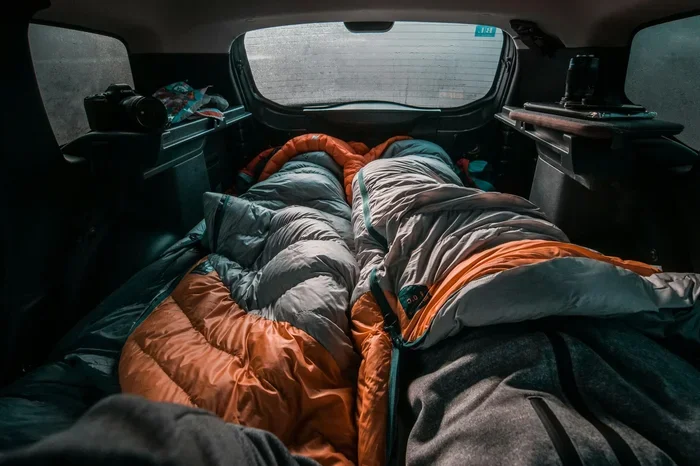 Can You Sleep in a Car With the Windows Up Tonight