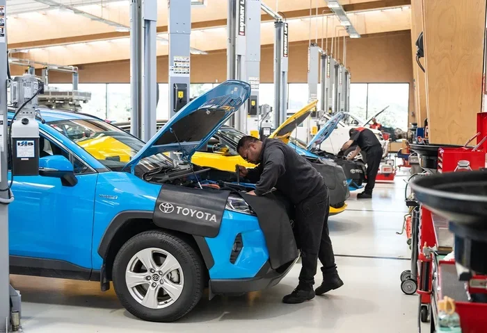 Can I Take My Toyota to Any Dealership for Warranty Work